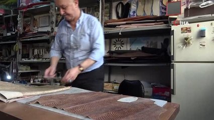 Yılan derisinden yapılan ayakkabılar 4 bin liraya alıcı buluyor