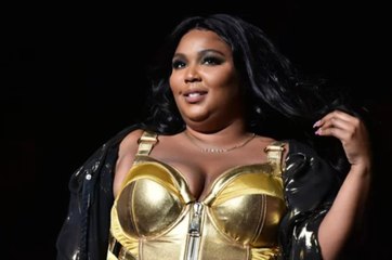 Lizzo Corrected a Paparazzo Who Misgendered Demi Lovato