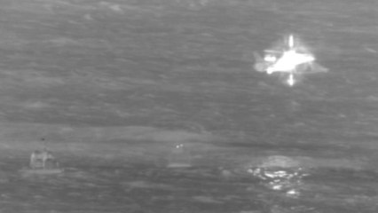 보잉 화물기 호놀룰루 앞바다 비상 착륙...조종사 구조 / YTN