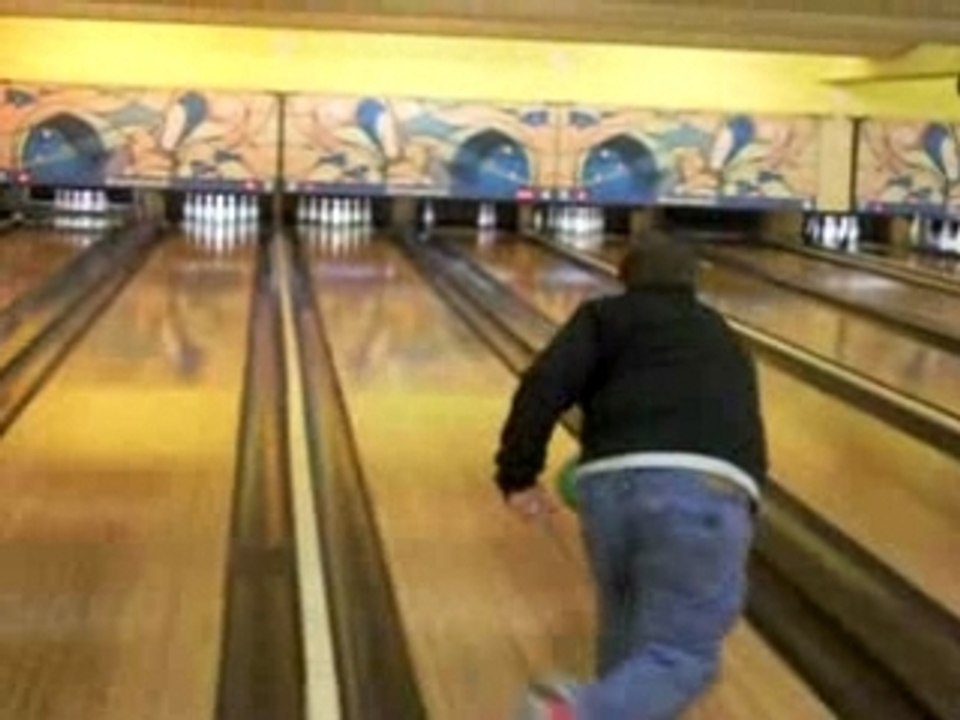 [nous] au bowling