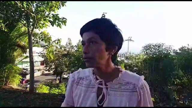 Pose des cables du téléphérique du Moufia : Ericka Bareigts réagit