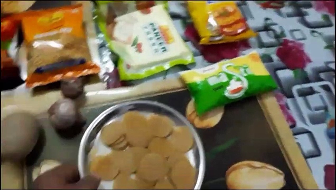 Indian Blogger Panipuri Eating|Bingo Panipuri|Maggi Panipuri|Paneer Panipuri|Dahi Panipuri|Bingo Fuchka|Maggi Fuchka|Paneer Fuchka|Doi Fuchka|Indian Food blogger eating Panipuri