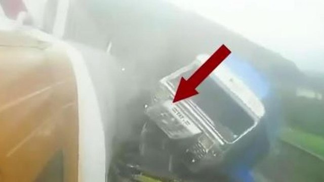 3 of a family killed in accident on Mumbai-Pune Expressway