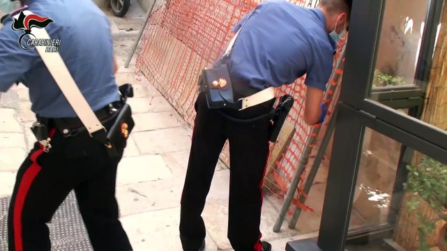 BARI. Blitz dei Carabinieri a Borgo Antico. Due arresti e una denuncia a piede libero.