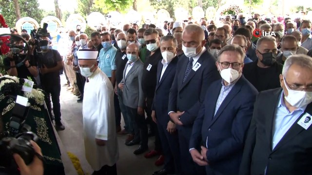 Ünlü Yeşilçam oyuncusu Kartal Tibet’e veda