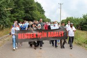 HAVAİ FİŞEK FABRİKASINDAKİ PATLAMADA ÖLENLER KIRMIZI KARANFİLLERLE ANILDI