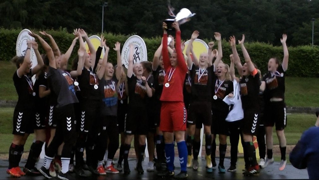 Doppeltes Comeback im Pokalfinale: Zweitligist SVHU bezwingt Holstein Kiel