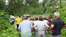 Hayvanlara yem vermek isteyen genç, Sakarya Nehri’nde kayboldu