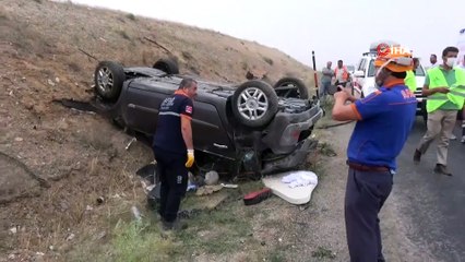 Kaza sonrası yol ortasında kalp masajı yapıldı: 1 ölü 2 yaralı