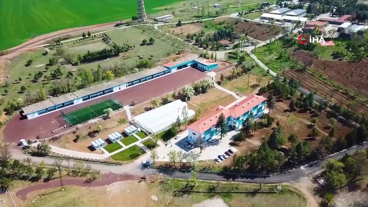 Vali Sezer: “Huzur Köy, inşallah bağımlılarımıza annelerimize bir umut olur”