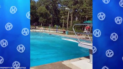 El Pescador Vio Lo Que Sacó del Agua y Huyó