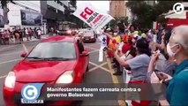 Manifestantes fazem carreata contra o  governo Bolsonaro