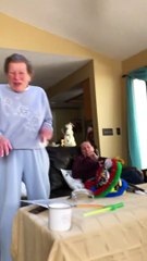 2020 01 01 10 47 28 Grandma Max Dances