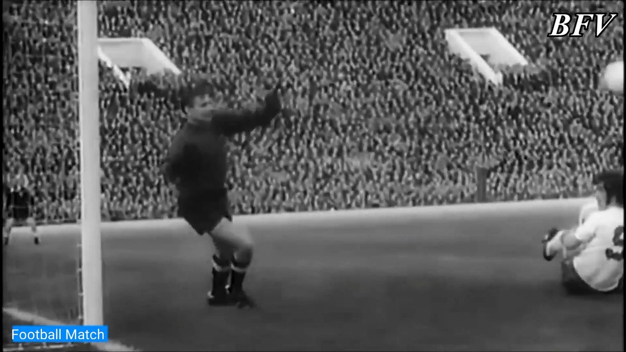 Lev  Yashin  Tha Black Spider