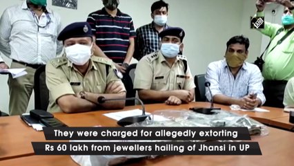 4 MP cops, Informer held for extorting Rs 60 lakh