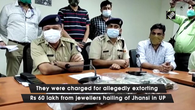 4 MP cops, Informer held for extorting Rs 60 lakh