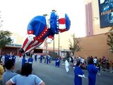 Macys parade balloon pops_