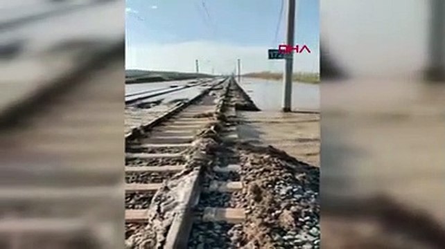 Aşırı yağış sonrası görüntüler Çorlu'yu hatırlattı: Ankara-İstanbul-Konya YHT seferleri iptal edildi