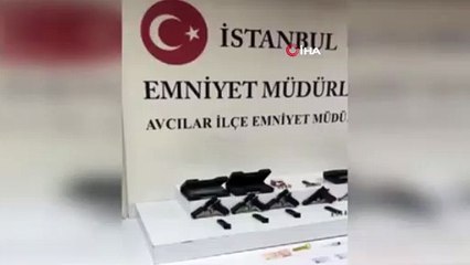 Avcılar'da seyir halindeki araçtan ateş eden şüpheli yakalandı