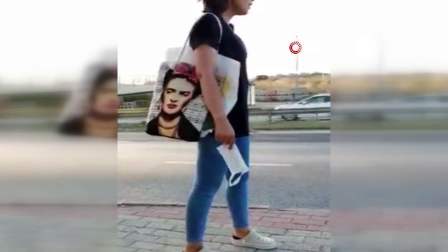 Kaza geliyorum dedi, dehşete düşüren diyaloglar kameraya böyle yansıdı... Üst geçidi kullanmayan hemşireye otomobil çarpması kamerada