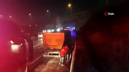 TEM'de hafriyat kamyonu alev aldı