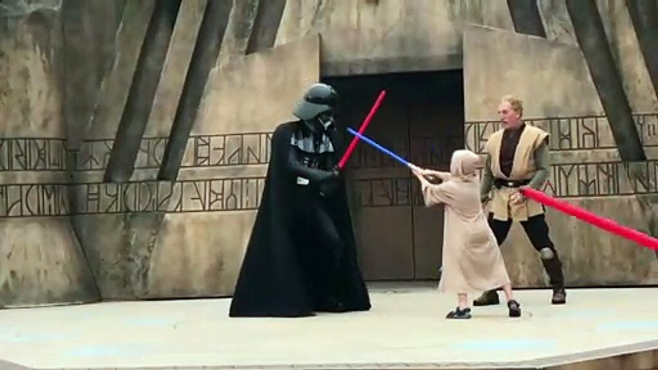 2020 01 15 11 11 22 Darth Vader Battle