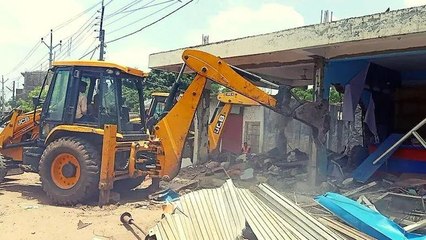 Dewas massacre: Police demolishes house, shops of man accused of murdering 5
