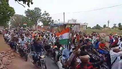 शहादत को नमन करने पहुचे हजारों लोग...