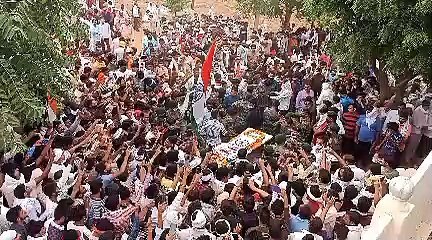 शहादत को नमन करने पहुचे हजारों लोग...
