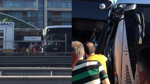 Cennet metrobüs durağında kaza