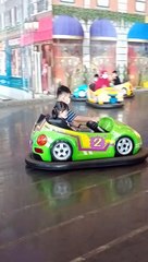 Bermain bom bom car di trans studio mini lampung