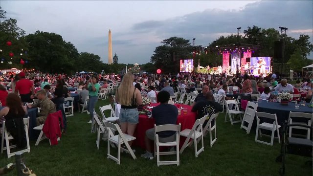 4 июля в США: минута молчания, салют и хот-доги