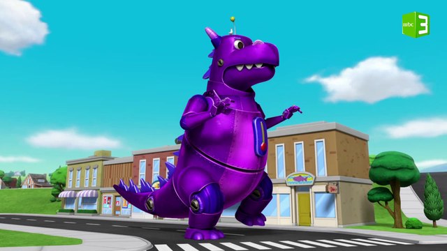 محاولة التحكم في الديناصور الآلي