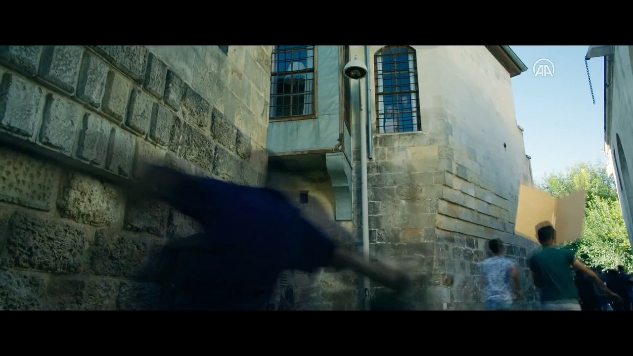 Derviş Zaim -  "Flaşbellek" fragman