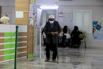 Dünya Doktorları Derneği, Afrin'de Kovid-19'a karşı aşı uygulamasına başladı