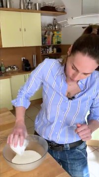 100ème Ici Tout Commence : le gâteau de Vanessa Demouy