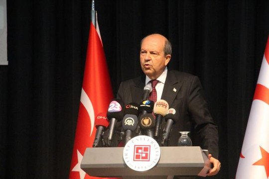 Son dakika haberleri... KKTC Cumhurbaşkanı Tatar: Türkiye Kıbrıs'a 1974'te barışı getirdi, halen sürmektedir