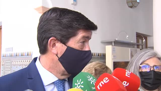 Las comunidades confían en que la vacunación de los jóvenes baje la incidencia