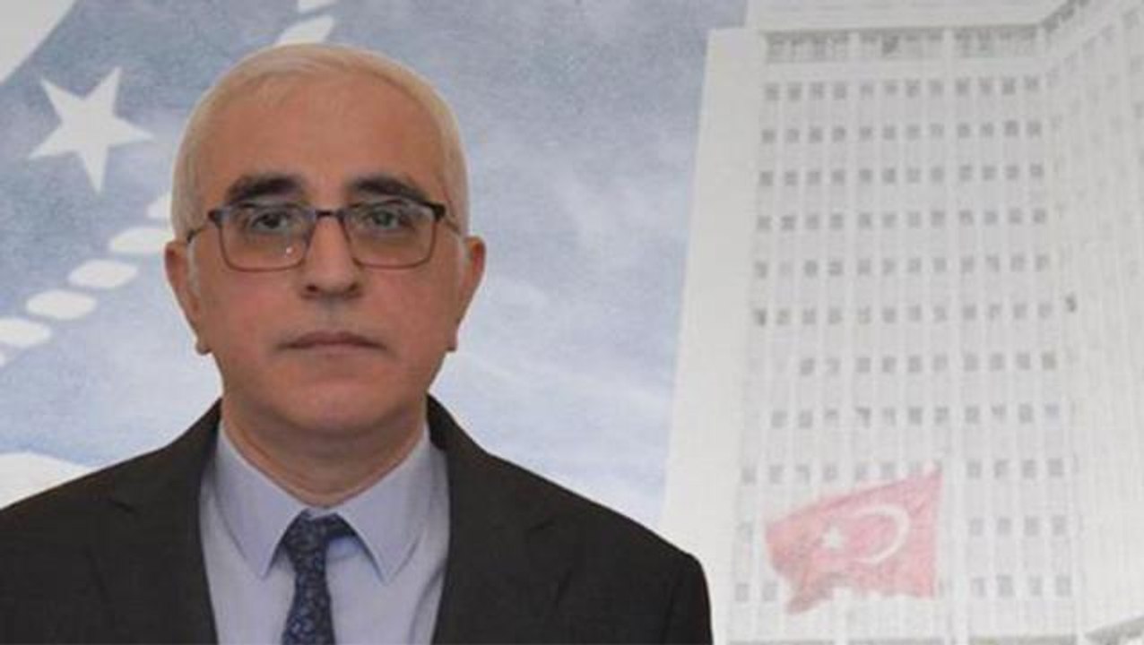 Türk diplomasinin acı kaybı! Başkonsolos Mehmet Ferhan Yorulmaz hayatını kaybetti