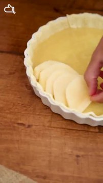 Tarte aux pommes et compote vertical