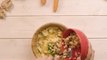 Accompagnés d'une salade ou à grignoter à l'apéro, on fait des samoussas au poulet  La recette par ici  http://bit.ly/2JmDbpl