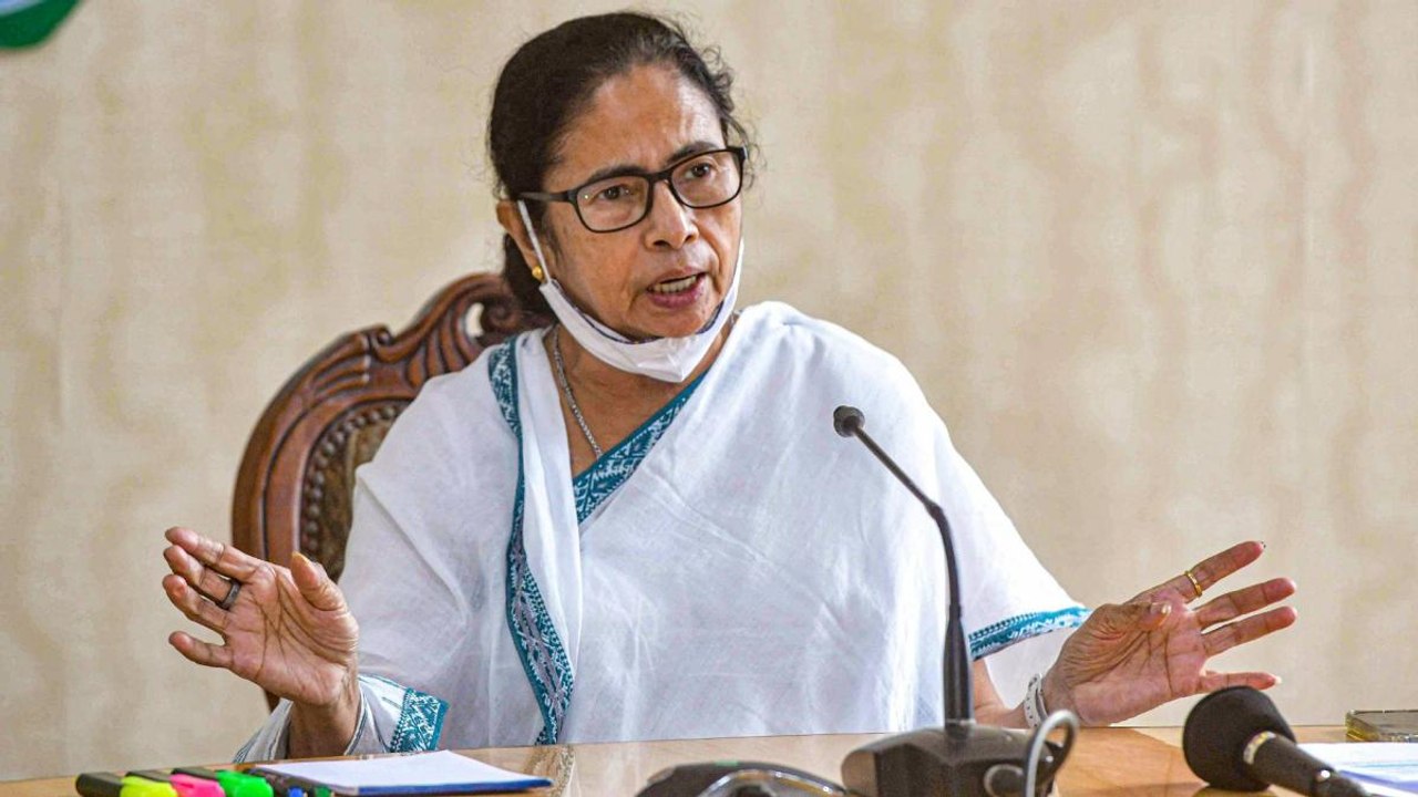Bengal CM Mamata writes to PM Modi on rising fu...