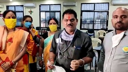 रायपुर में वैक्सीनेशन के दौरान बड़ी चूक, परिजनों ने की कार्रवाई की मांग