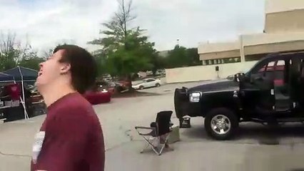 Le son dans la voiture est bien trop fort