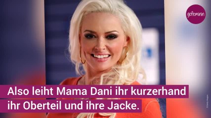 DE_MANAGE-190618-katzenberger-nackt-im-flieger