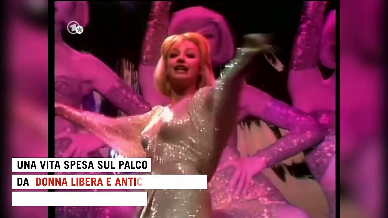 Addio, Raffaella: icona di stile, anticonformista e rivoluzionaria della televisione italiana