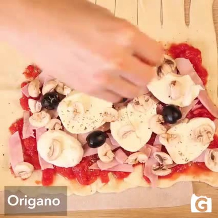 Pizza intrecciata: una ricetta gustosa per un p...