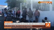 Encarando sol e sede na fila da vacina, idosa cobra agilidade na entrega de fichas em Cajazeiras