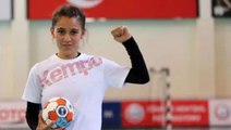 Röportaj verirken gözyaşlarına boğulan Merve Akpınar'a Fenerbahçe'den destek: Türkiye'deki kız çocuklarının umudusun
