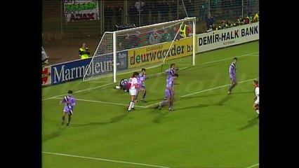 Download Video: AFC Ajax 2-1 Beşiktaş 20.10.1993 - 1993-1994 UEFA Cup Winners' Cup 2nd Round 1st Leg